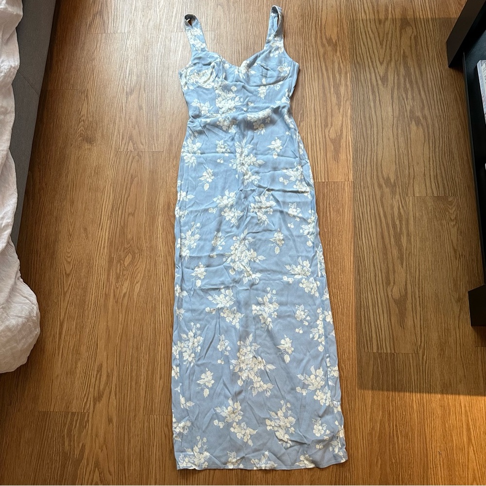 Reformation Reverie Dress - Picture 3 of 8